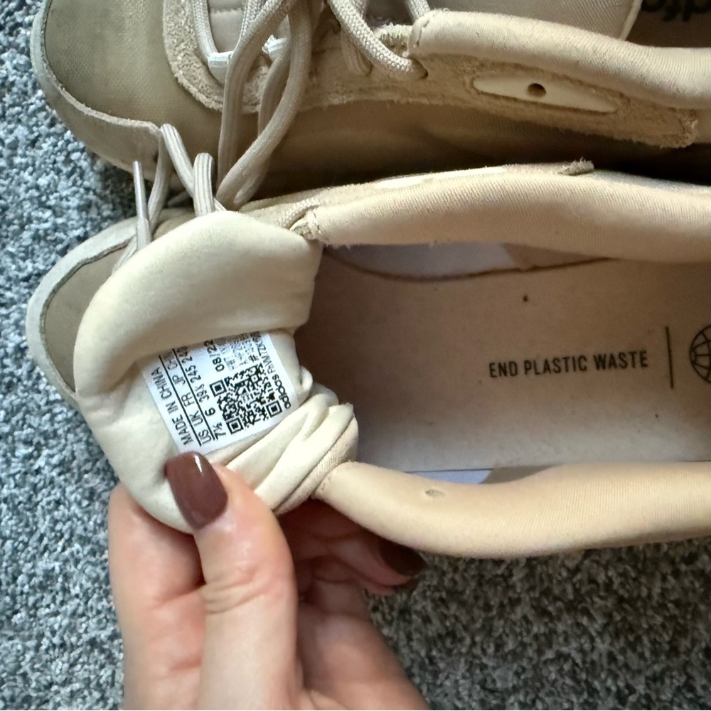 Adidas Ozelle Cloud foam Lifestyle Running Shoes - Picture 8 of 9